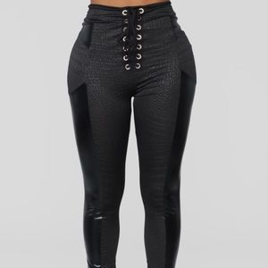 High Waist Snake Print leggings